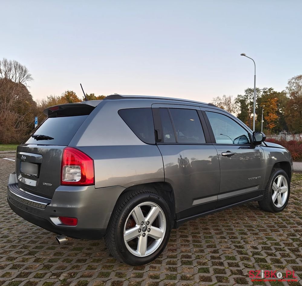 2012' Jeep Compass 2.0 4X2 Limited photo #3