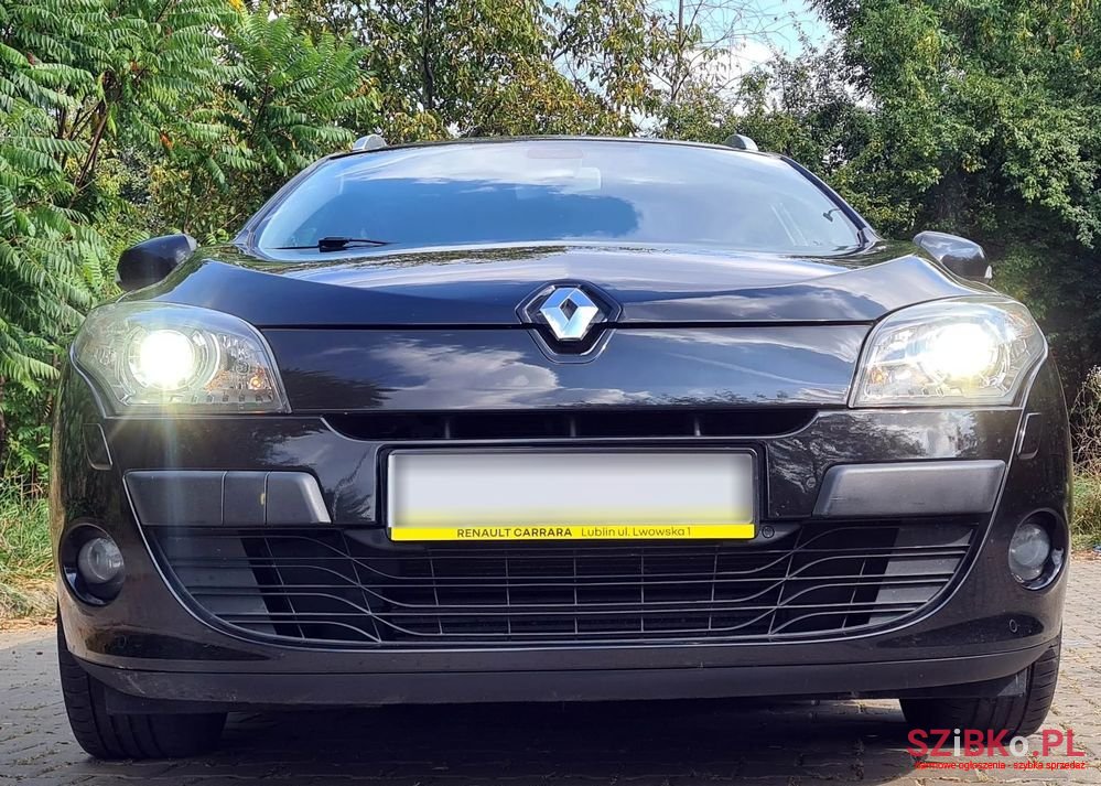 2010' Renault Megane photo #3