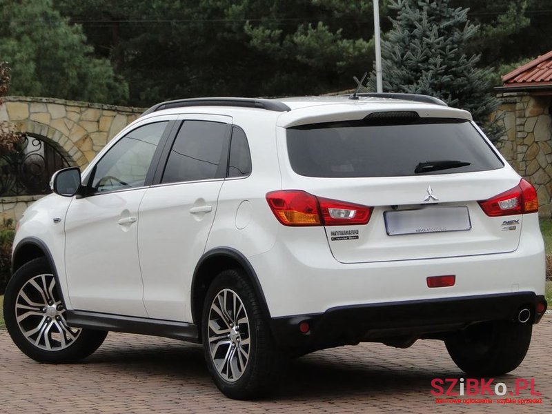 2016' Mitsubishi ASX photo #4