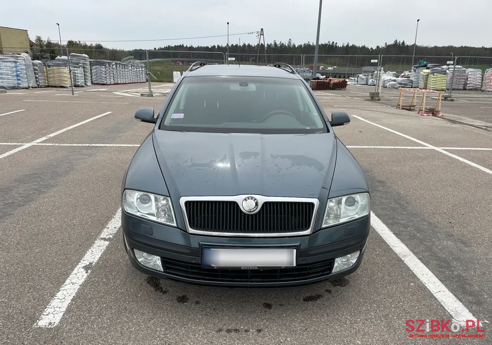 2005' Skoda Octavia 1.6 Fsi Elegance photo #3