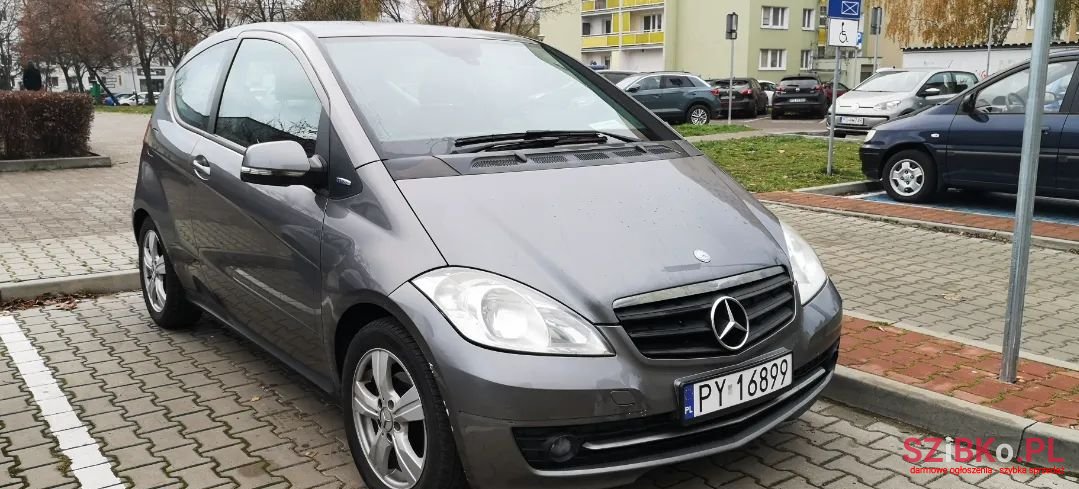 2010' Mercedes-Benz Klasa A photo #1