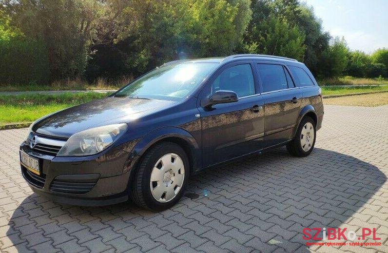 2005' Opel Astra photo #1