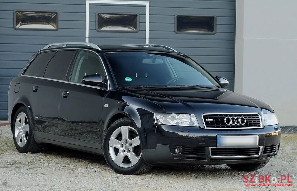 2002' Audi A4 Avant 1.8T photo #2