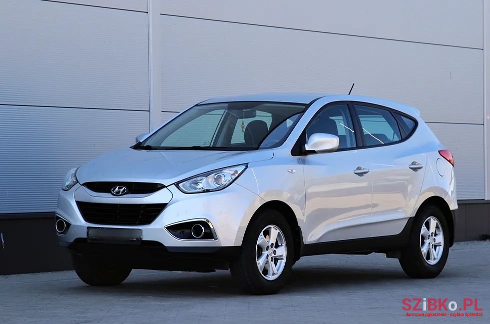 2011' Hyundai ix35 2.0 Style 2Wd photo #4