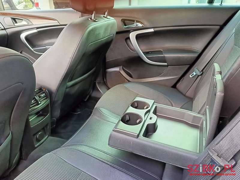 2012' Opel Insignia 2.0 T Sport photo #4