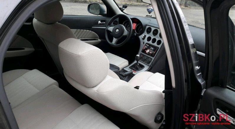 2006' Alfa Romeo photo #1