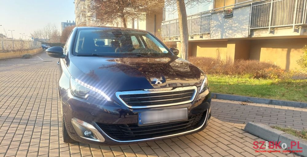 2014' Peugeot 308 photo #2