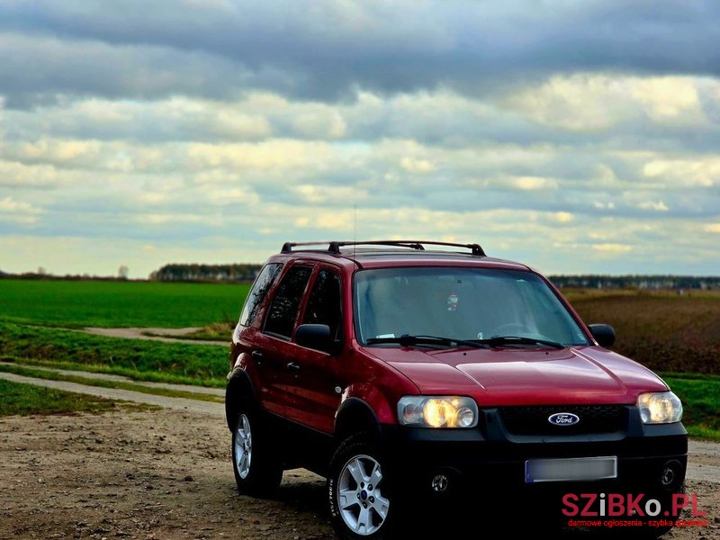 2004' Ford Maverick 3.0 V6 Limited photo #2