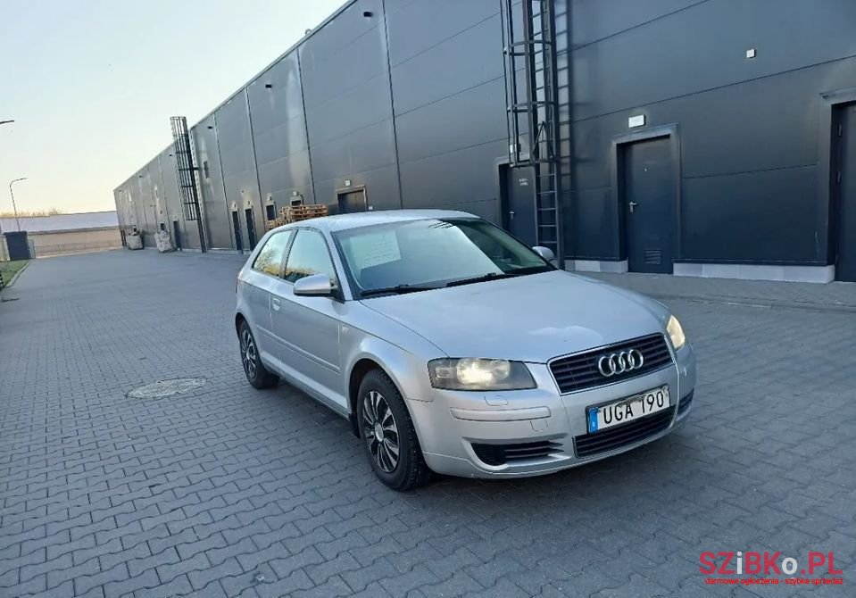 2004' Audi A3 photo #2