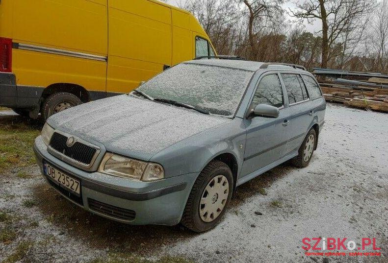2003' Skoda Octavia photo #1