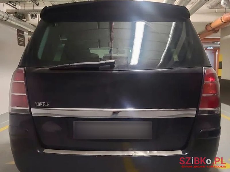 2005' Opel Zafira 1.9 Cdti Cosmo photo #3