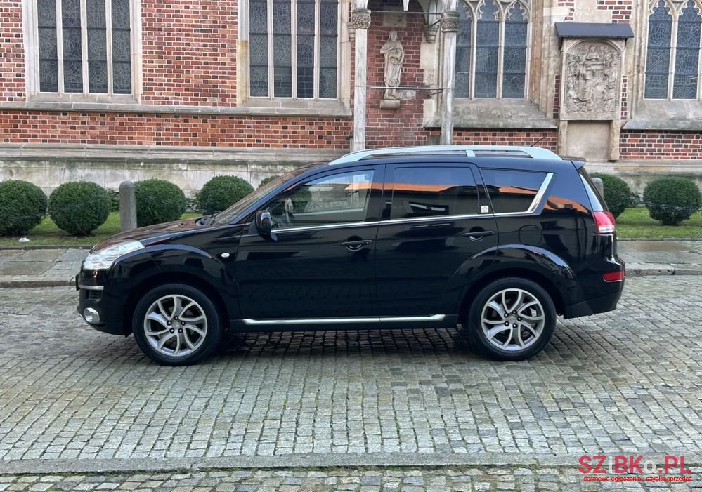 2008' Citroen C-Crosser photo #3