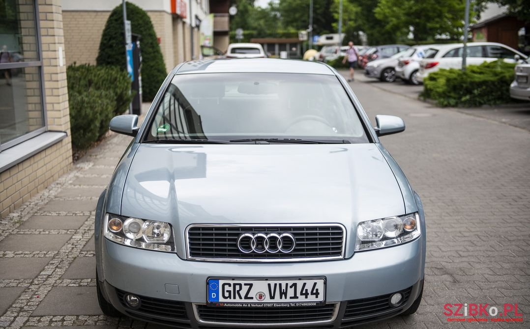 2001' Audi A4 photo #2