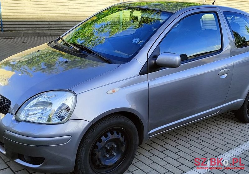 2005' Toyota Yaris photo #2