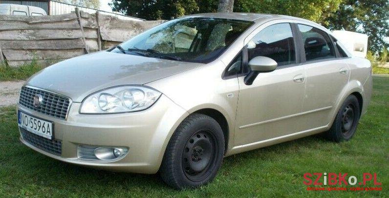 2008' Fiat Linea photo #1