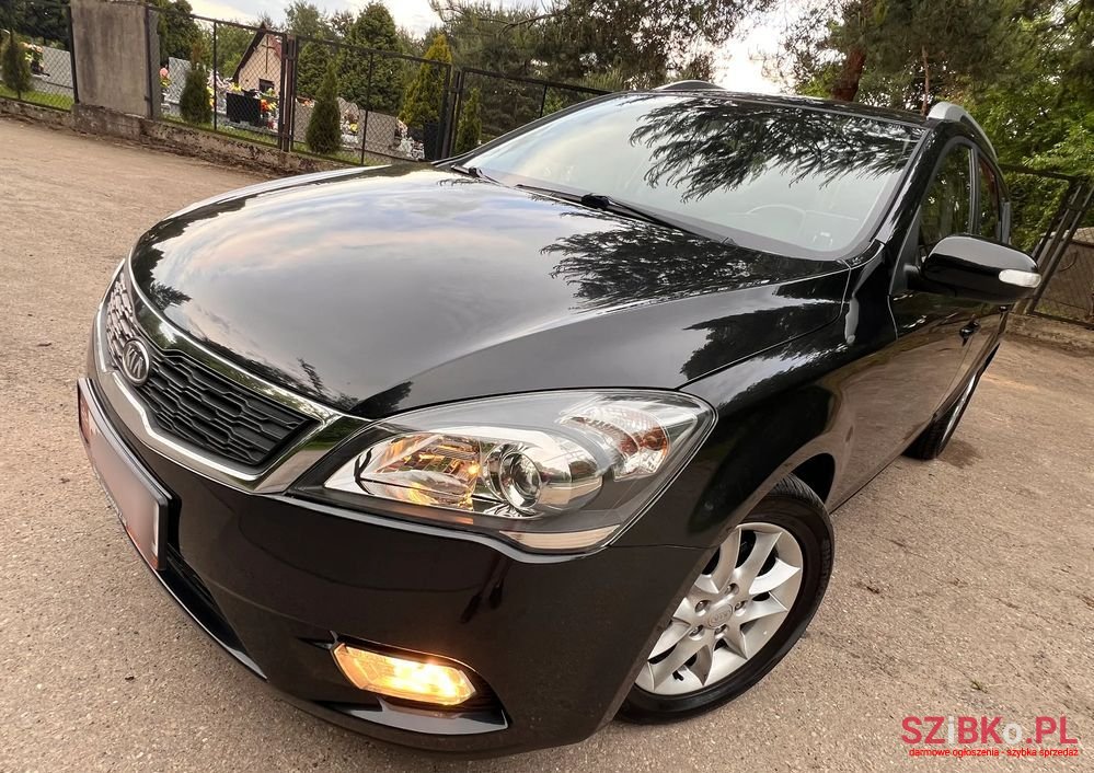 2010' Kia Ceed photo #3