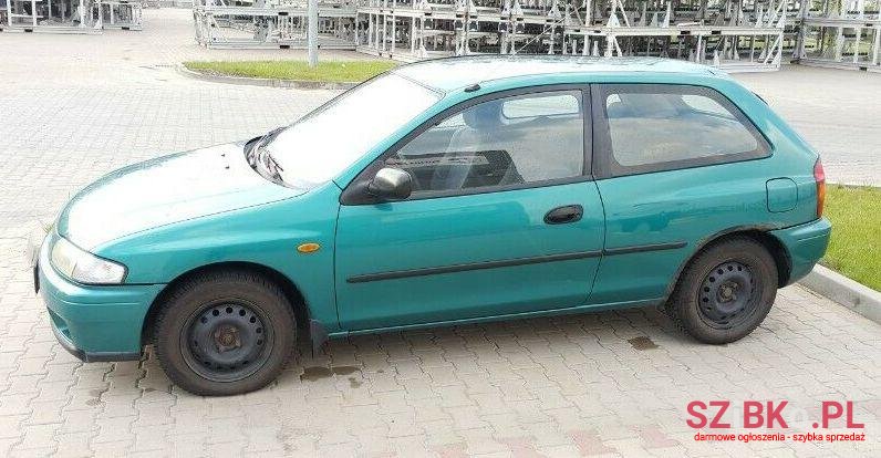 1997' Mazda 323 photo #1