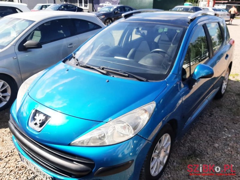 2009' Peugeot 207 photo #1