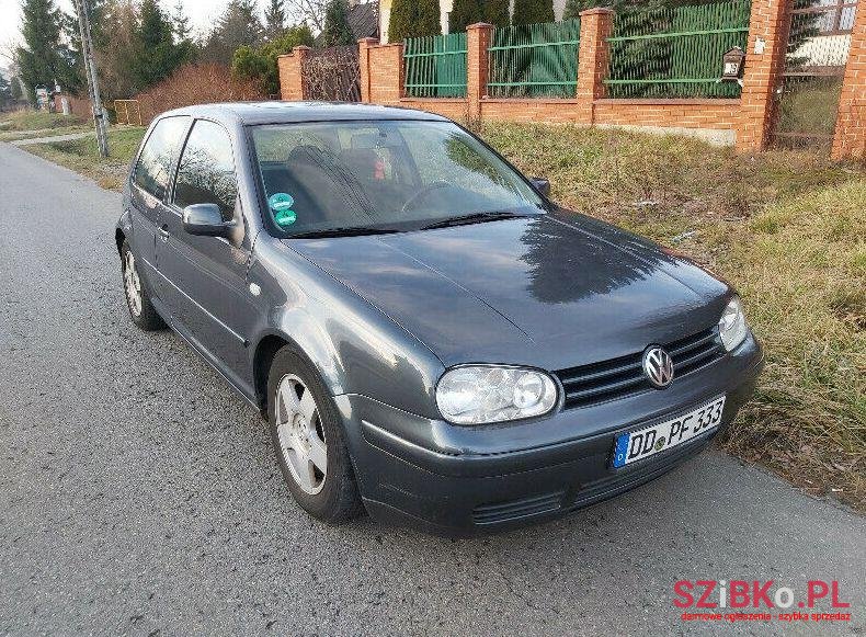 1998' Volkswagen Golf photo #1