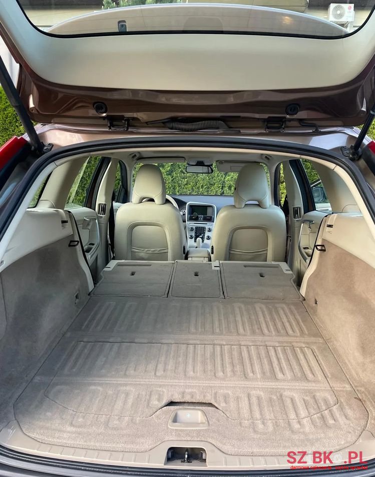 2011' Volvo Xc 60 photo #6