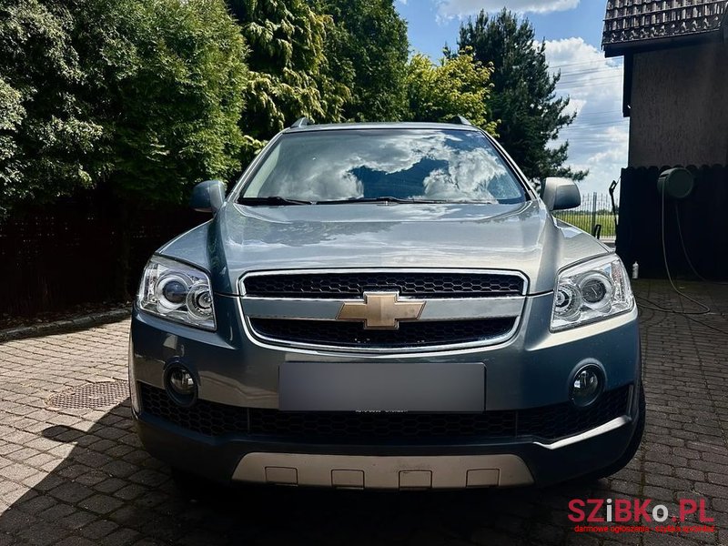2011' Chevrolet Captiva 2.4 2Wd 7 Sitzer Ls photo #2