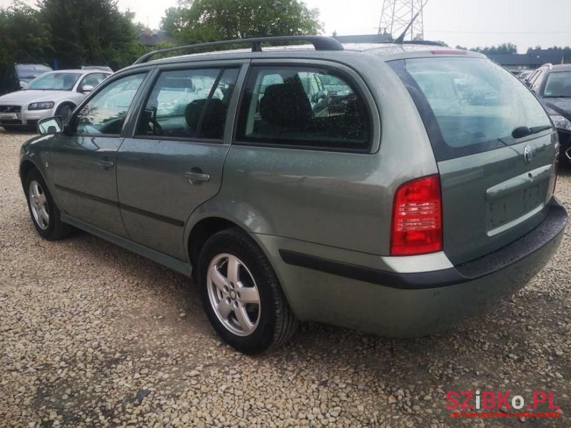 2002' Skoda Octavia photo #5