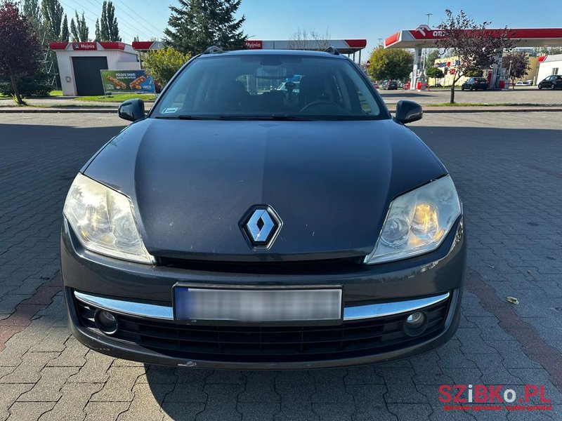 2008' Renault Laguna photo #6