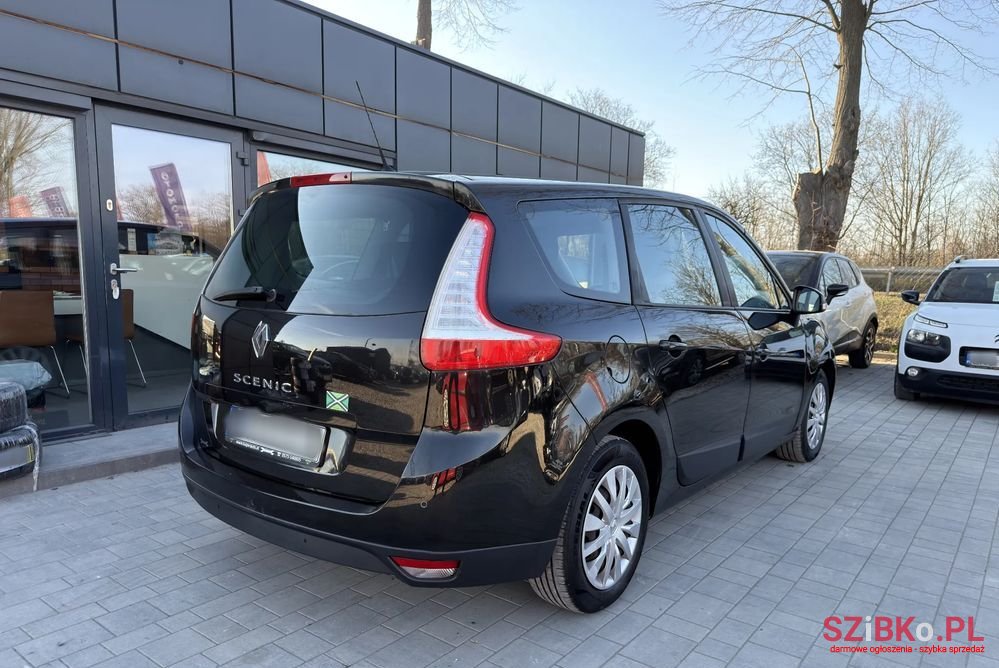 2009' Renault Grand Scenic photo #5