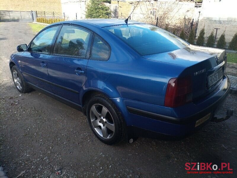 1998' Volkswagen Passat photo #6