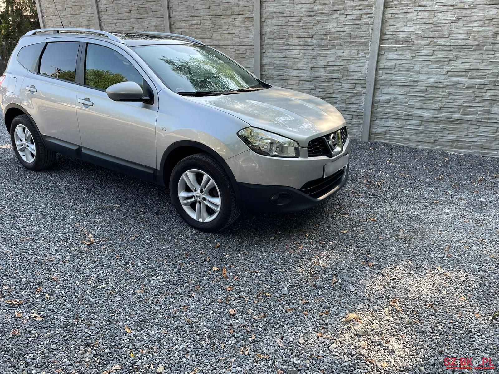 2011' Nissan Qashqai photo #2