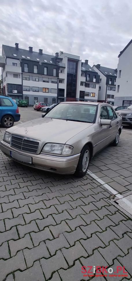 1995' Mercedes-Benz C-Class photo #2