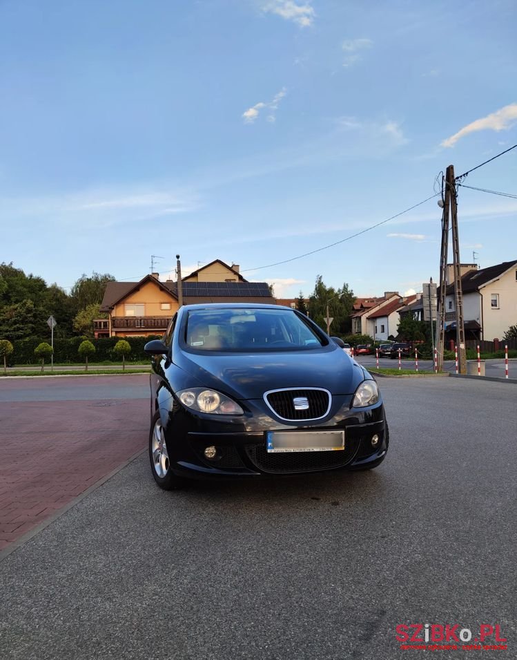 2008' SEAT Altea photo #5