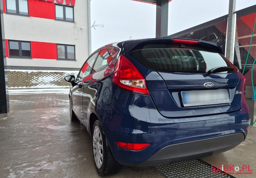 2011' Ford Fiesta 1.25 Ambiente photo #3