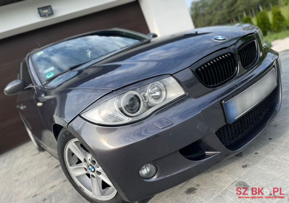 2006' BMW 1 Series photo #5