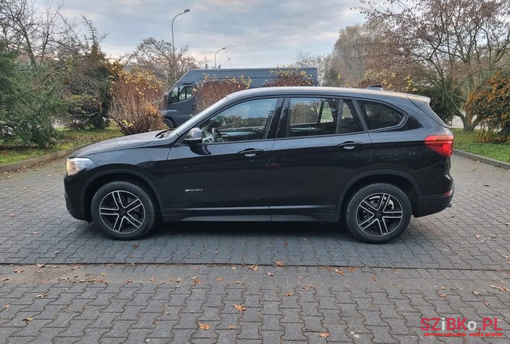 2017' BMW X1 Sdrive18D photo #5