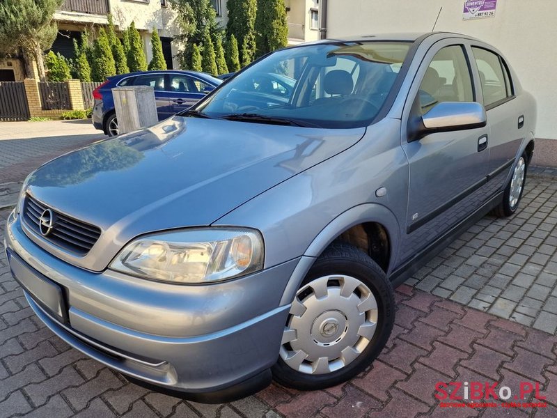 2009' Opel Astra Iii 1.4 Enjoy photo #3