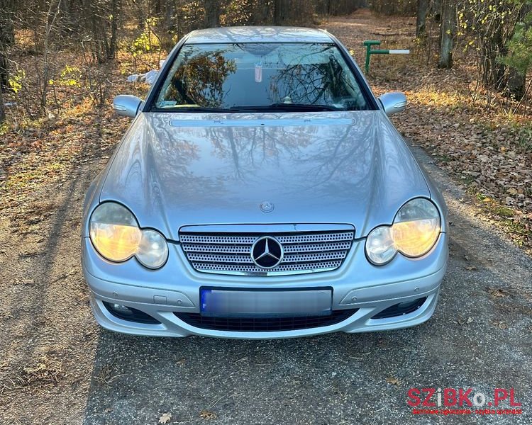 2007' Mercedes-Benz C-Class photo #1