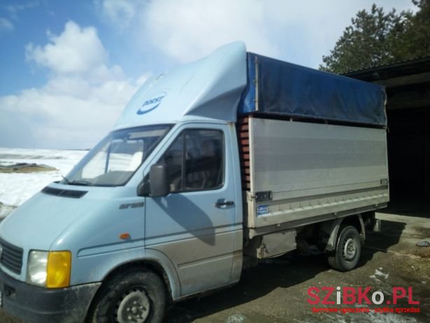 2001' Volkswagen photo #1