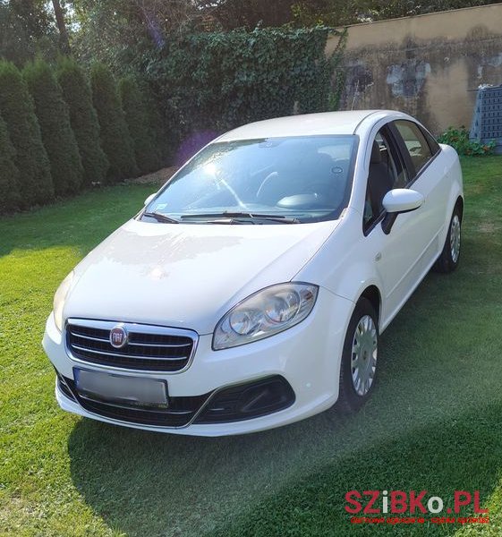 2013' Fiat Linea 1.3 Mj 16V Easy photo #1