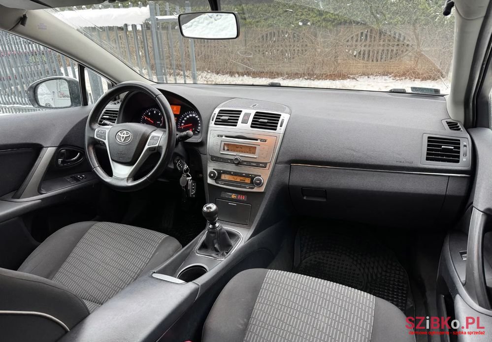 2014' Toyota Avensis 2.0 D-4D Luna photo #6