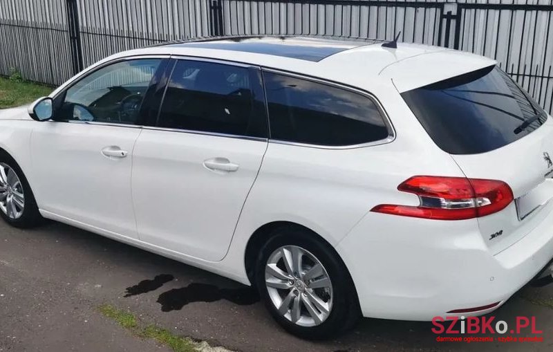 2014' Peugeot 308 photo #2