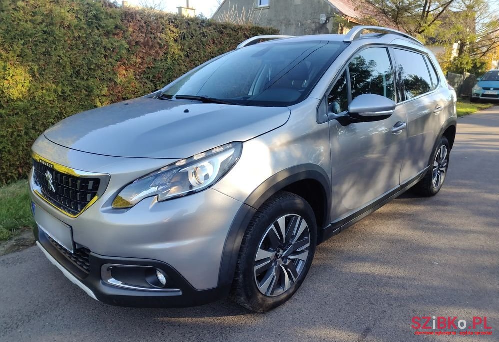 2019' Peugeot 2008 photo #3