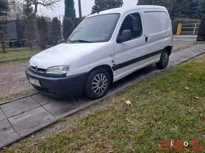 1997' Peugeot Partner photo #1
