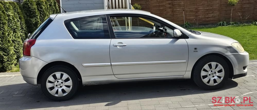 2004' Toyota Corolla 1.4 Vvt-I Base Polaris photo #4