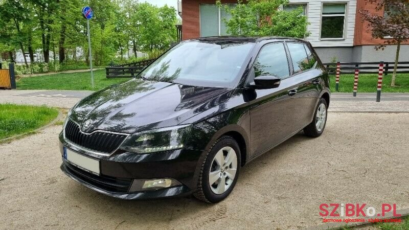 2016' Skoda Fabia photo #2