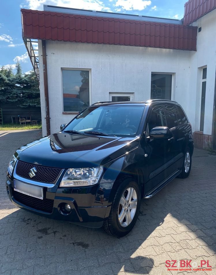 2007' Suzuki Grand Vitara 2.0 photo #1