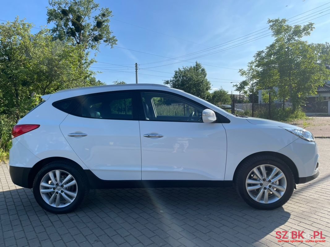 2010' Hyundai ix35 photo #4