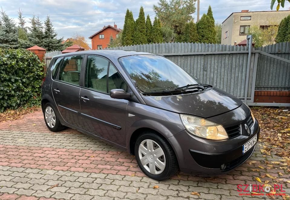 2003' Renault Megane photo #2