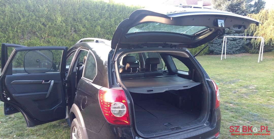 2008' Chevrolet Captiva photo #4