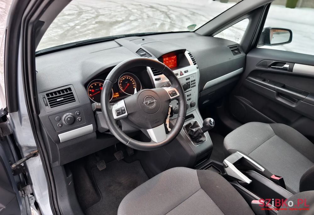 2009' Opel Zafira photo #5